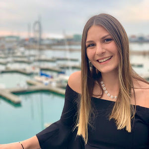 Meet your Posher, Katlyn